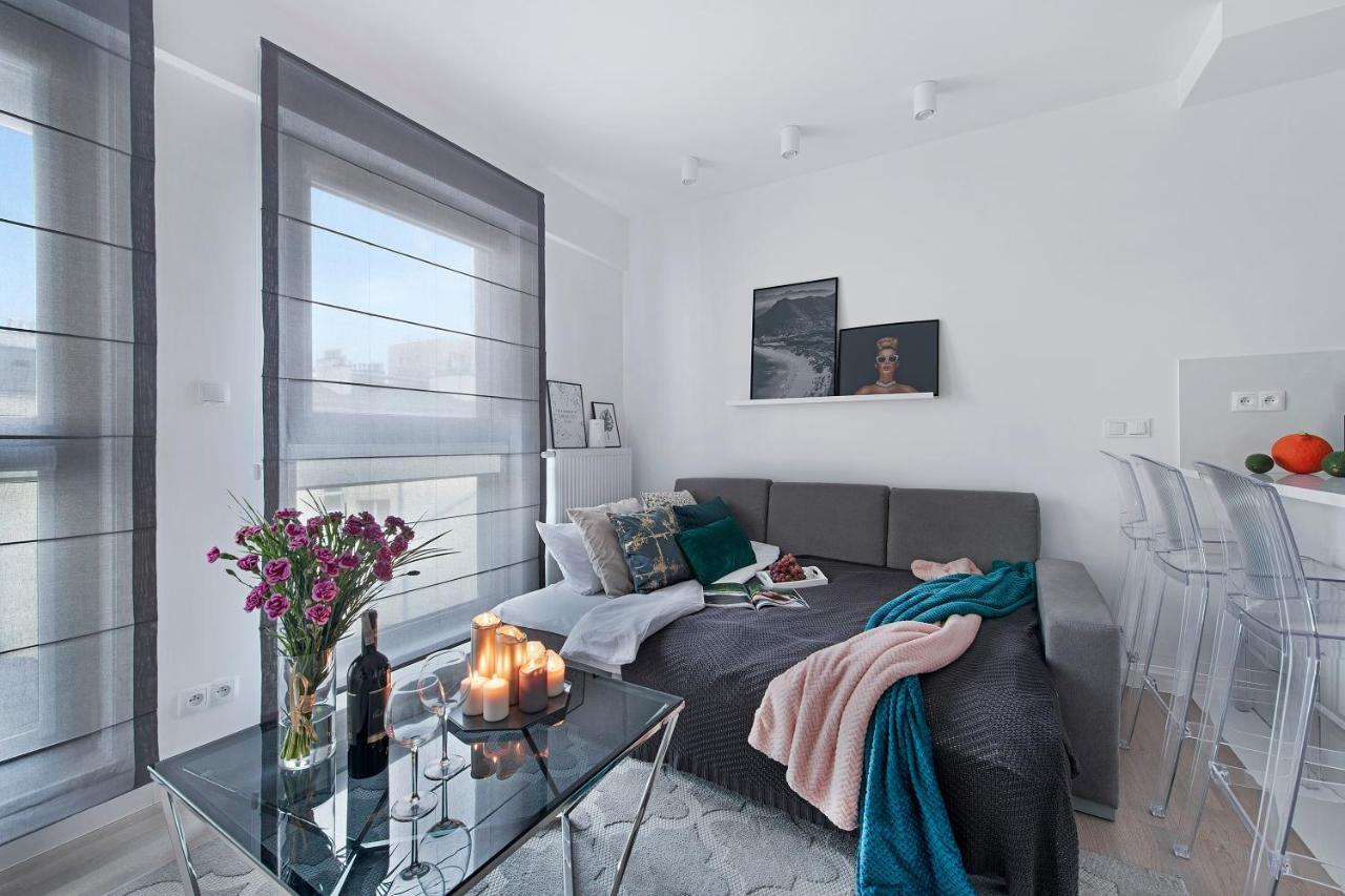 Plac Bankowy Serviced Apartments วอร์ซอ ภายนอก รูปภาพ
